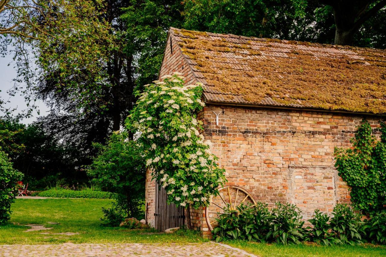 Gut Boltenhof Furstenberg-Havel Exterior photo